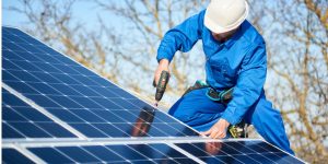 Installation Maintenance Panneaux Solaires Photovoltaïques à Hermin